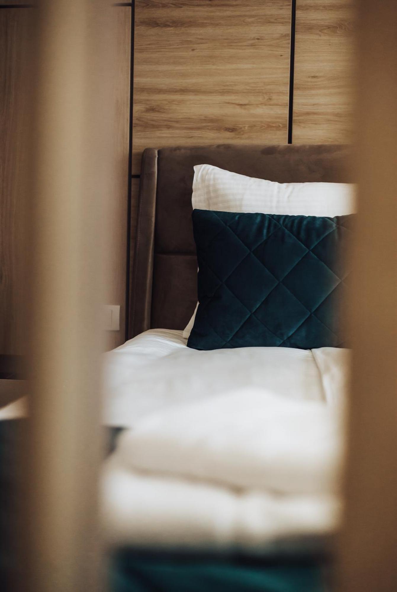 Hotel Brcko Gas Sarajevo Lukavica Zimmer foto